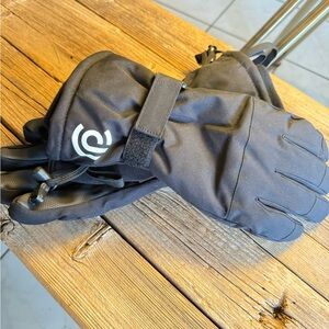 Black Winter ski Gloves
